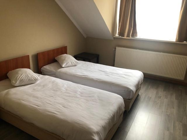 Prestige Flats Coteaux Schaerbeek Exterior foto